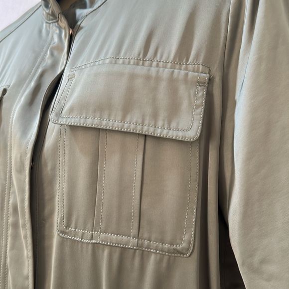 CHICO’S UTILITY JACKET WOMEN SIZE 8/10 OLIVE LONG SLEEVES - Picture 5 of 16